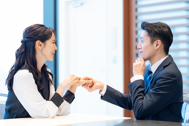 年の差婚は本当に幸せか？35歳女性と4億高齢男性の成婚